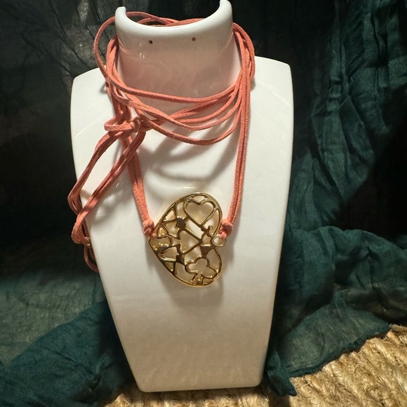 Necklace 🎁 Heart With Rope 🎁 - Picture 1 of 2